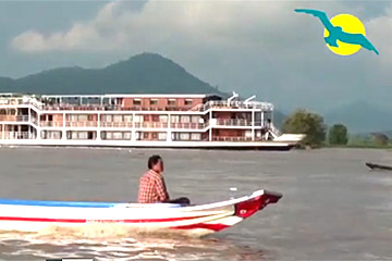 Flussfahrt auf dem Mekong